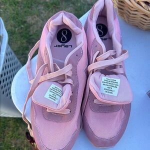 Layer 8 Pink Sneakers Modern Sporty Design